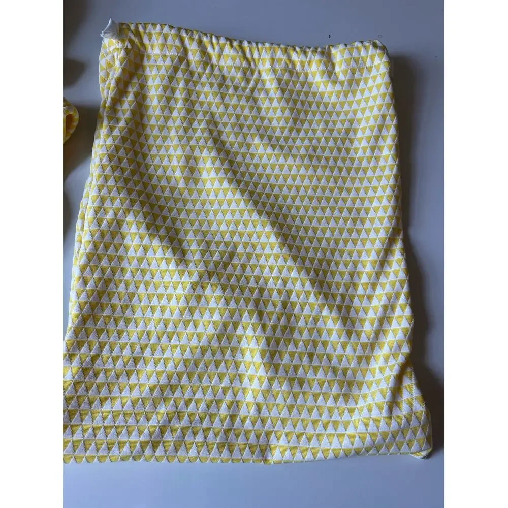 Casa Del Mar Mens Swim Trunks Shorts Yellow White Geometric Shorts Sz XL